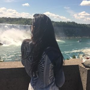 Meet your Posher, Anna